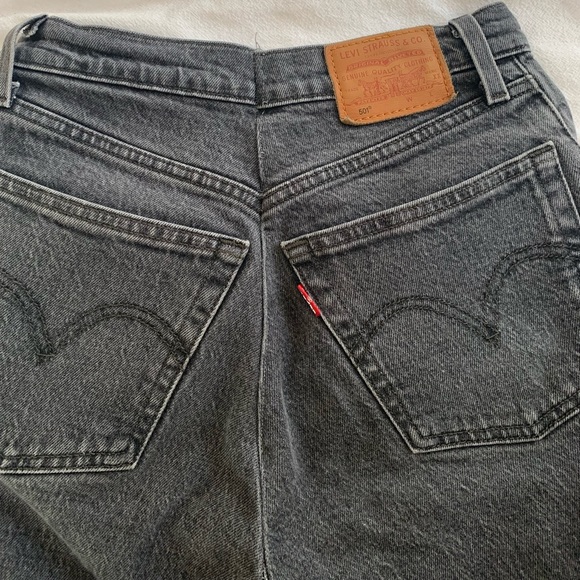 Levi’s Reworked Classic 501 - Picture 8 of 9